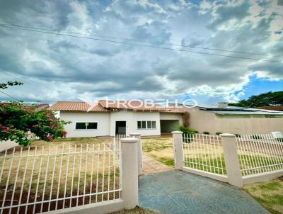 Casa para Venda, em Marechal C�ndido Rondon, bairro Centro, 3 dormit�rios, 2 banheiros, 1 su�te, 3 vagas